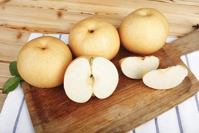 “春吃芽，夏吃瓜，秋吃果”，秋天多吃6果，或有意想不到的收获