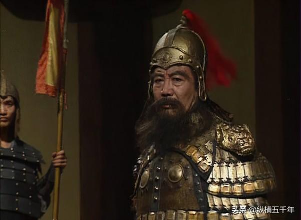 董卓是怎么死的（吕布为啥杀死董卓的）