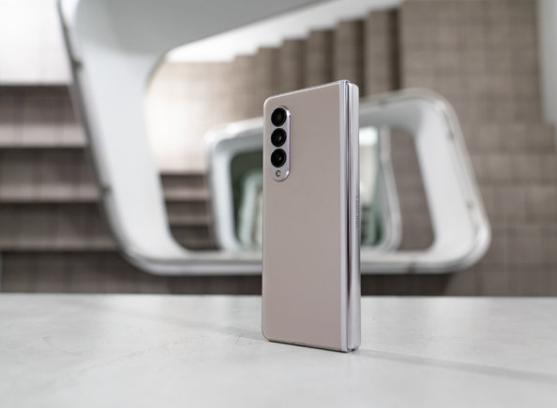 万元购机如何选择？iPhone不再是唯一选择，这几款也是不错的选择