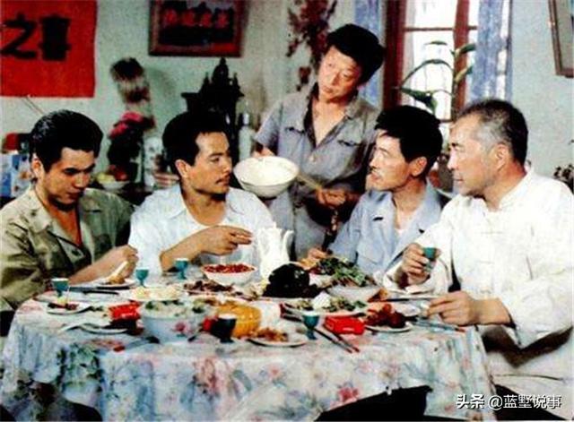 ӰϷ��Ա��ԣ���ݹ���ӰϷ(�������ڽ�����һ������Ա�������Ϲ��ˡ���ԣ��)