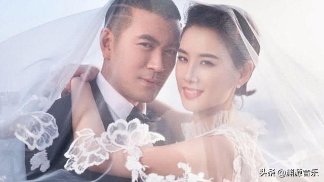 年刚传出绯闻的时候就已经结婚了,可在2007年杨子和前妻并没有离婚