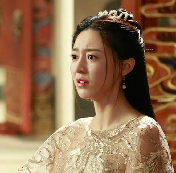 朴灿烈自曝喜欢杨幂-天晟网