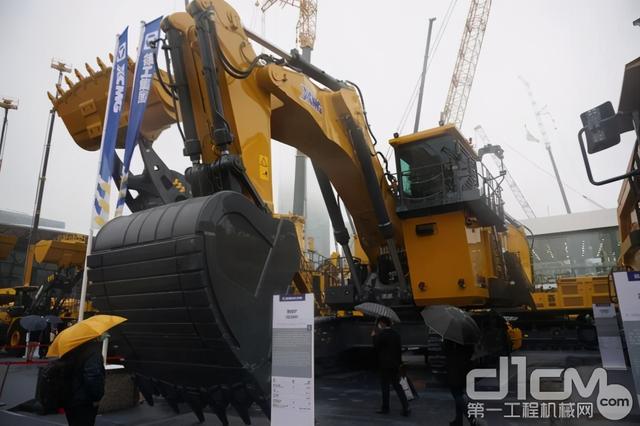 2020上海宝马工程机械展柳工