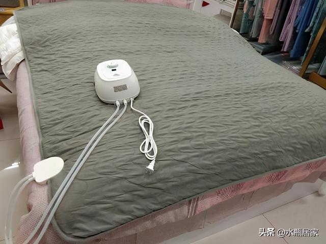 水暖电热毯的缺点是什么(电热毯和水暖毯的优缺点)