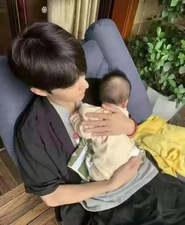 「今日爆料」肖战杨紫怀孕（肖战 杨紫微博 互动）