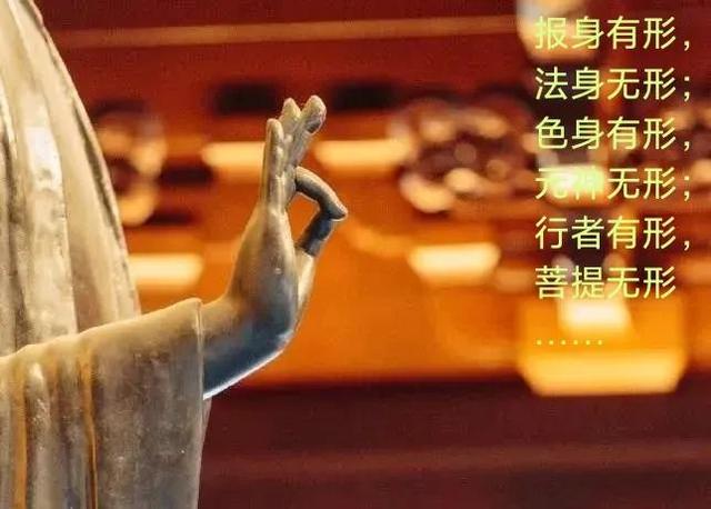 破碎机里的玻璃珠子