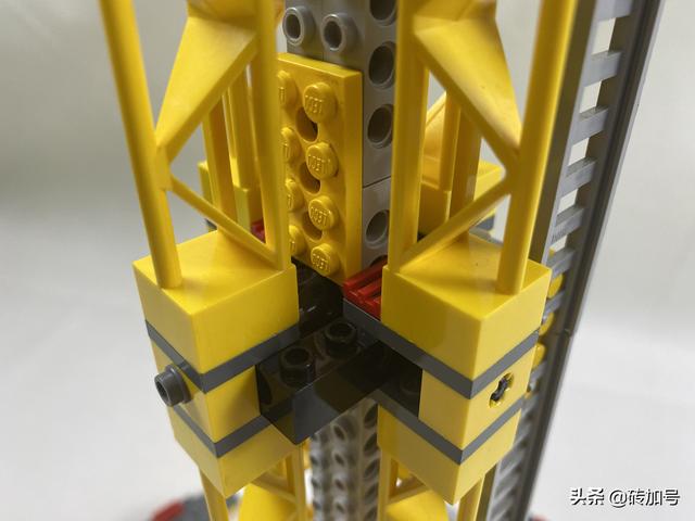 乐高工程机械比例模型展