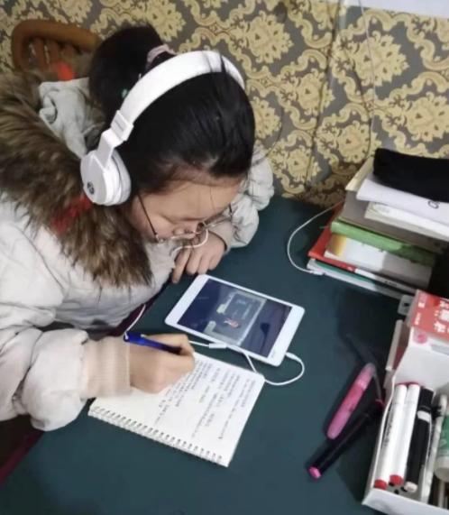 教师补课被禁后，又发现了“新财路”，家长非但不反对，还很支持