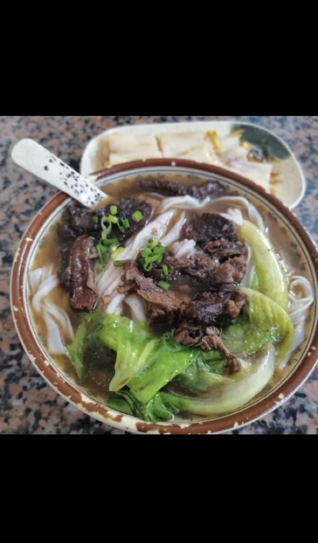 牛腩粉