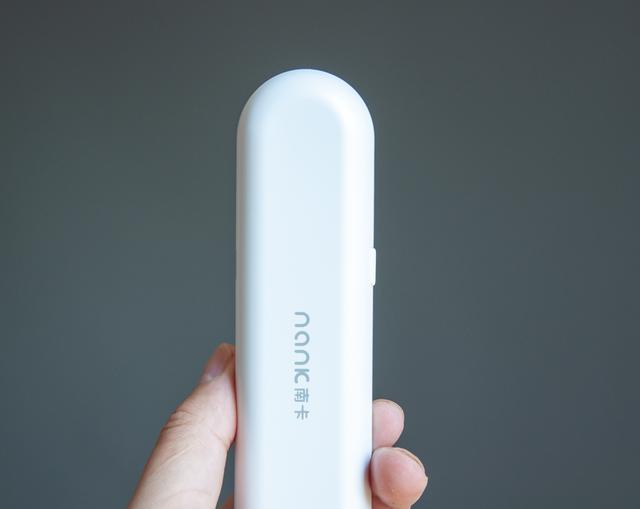 还在戴耳机听歌睡觉？你OUT了，南卡枕中宝放在枕边就能听