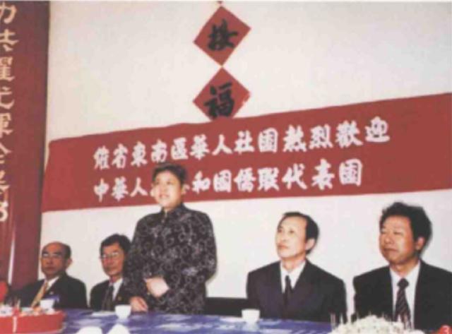1971年基辛格访华，对周恩来身边美女翻译说：你可以竞选美国总统