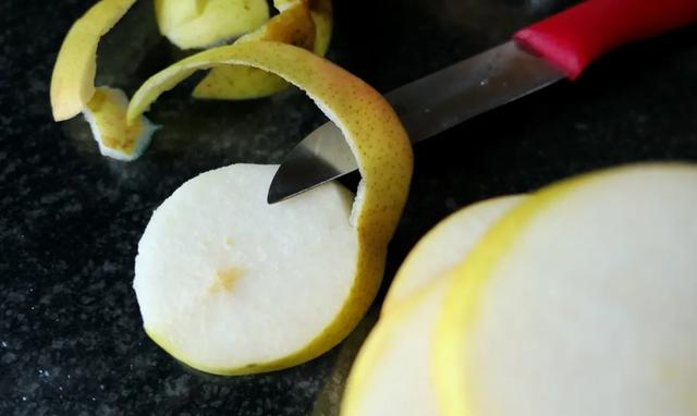 煮过的水果胜过药？哪些情况下，水果煮熟吃？