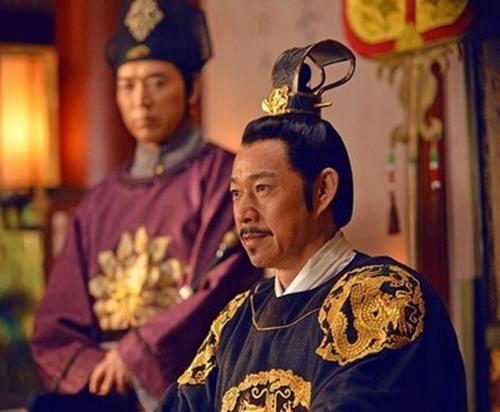 李世民放390名死囚回家过年，约定年后回京问斩，结果回来多少人