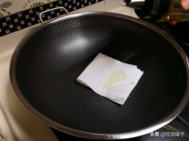 新锅第一次用怎么用什么方法开锅