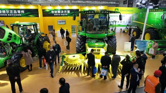 约翰迪尔国际工程机械展