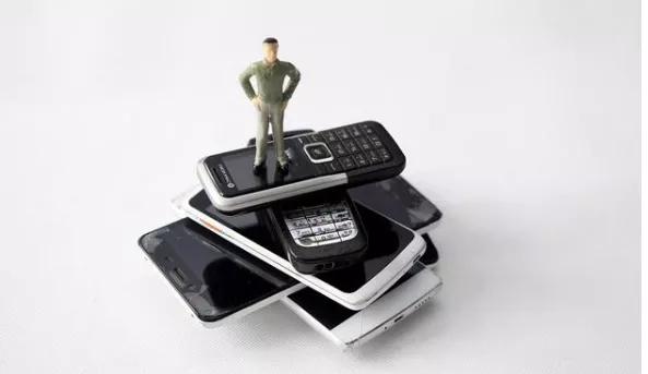 眼睛干涩怎么办？这3种食物和4个方法，或可帮你改善