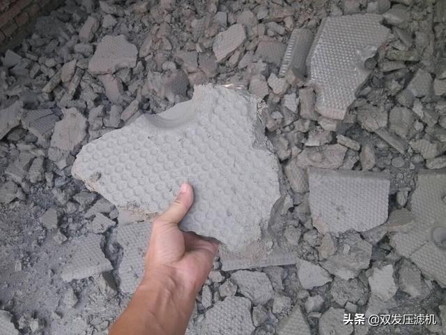 压滤机压紧后进料渗漏