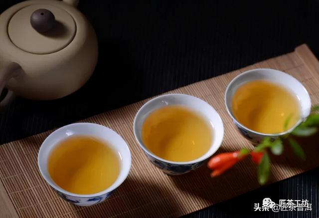 注意！喝太多茶容易引起身体不适