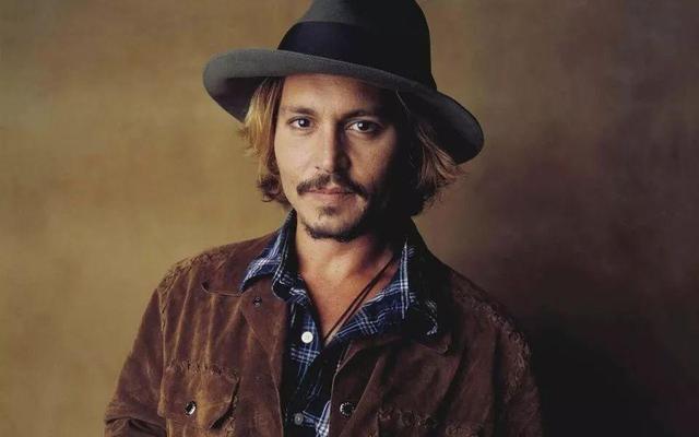 莱昂纳多有多少亿美元(莱昂纳多有多少财富)-天晟网