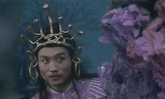 万圣公主:万圣公主为何宁可下嫁九头虫，都不选小白龙你看九头虫什么出身