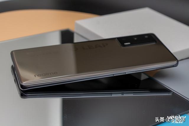 真我 x7pro 至尊版曲面屏怎么样（realmex7pro 至尊版测评）(9)