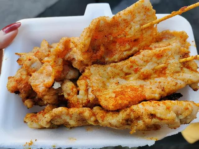 想长寿的老人，应该多吃肉还是少吃肉？这3种情况更建议你多吃