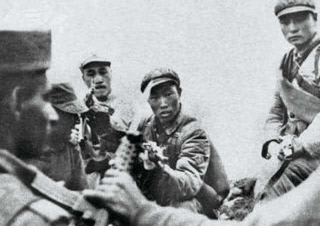 65年印军击溃巴铁，我军三路逼近中印边境，毛泽东：给印度72小时