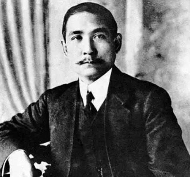 1952年，湖南枪决一反革命，省副主席之女高呼枪下留人，他是谁？
