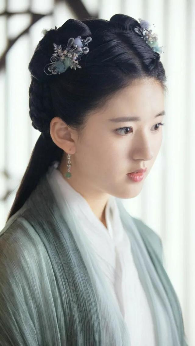 《春花秋月何时了》——小春花这里面的吃货洛菲菲可