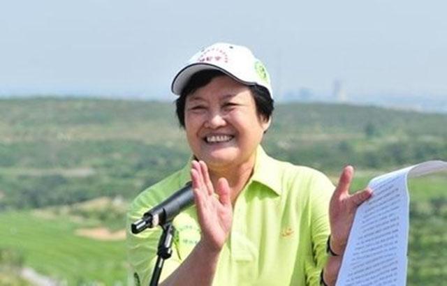 博古简历:博古牺牲后，次女由后妈抚养，长大从事医学研究，丈夫官至副国级
