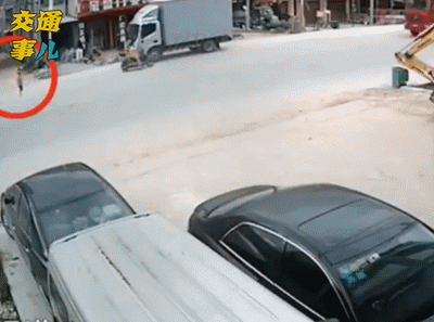 这些都是惨痛的教训，儿童交通安全不可忽视