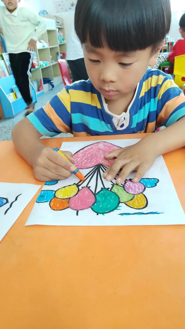 欢度国庆––魏庙镇房村幼儿园