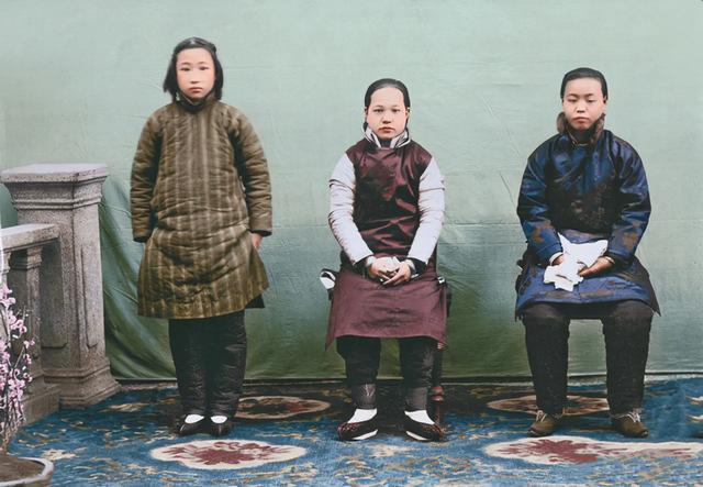 一组清朝时期的老照片，有人过得富足，有人过得生不如死