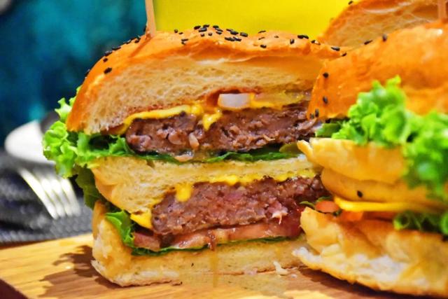 一碗牛肉面，到底该卖多少钱？