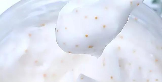 坚持涂绿茶身体乳