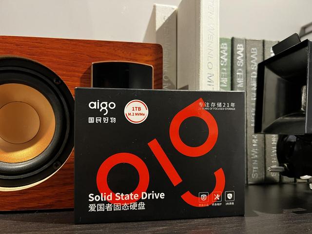 aigo P3000评测：0.6元/1GB高性能M.2固态