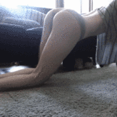美女的hGIF图片：别摆臀弄姿了，赶紧去做家务吧！