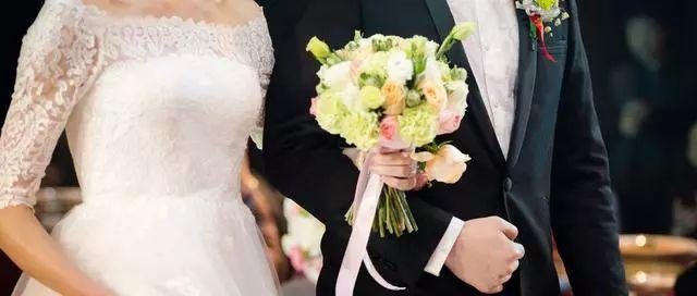 2016两会婚姻法满18