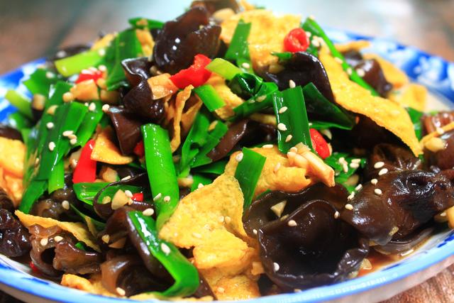 阳春三月，建议多吃这道“天然养肝菜”，别心疼钱，鲜美又营养
