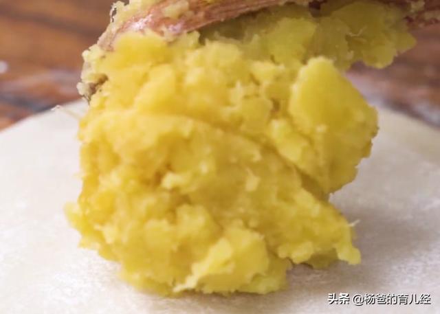 居家分享一款茶盏红薯派，好看又好吃，美味又营养，孩子特别喜欢