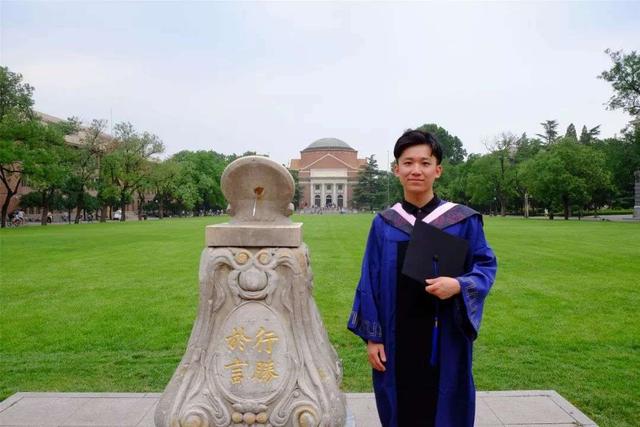 安徽小伙，清华毕业，放弃500万年薪，辞职做网红，获六千万投资