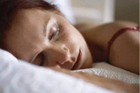 体内有血栓，睡觉时会发生异常？提醒：对照看看，别熟视无睹