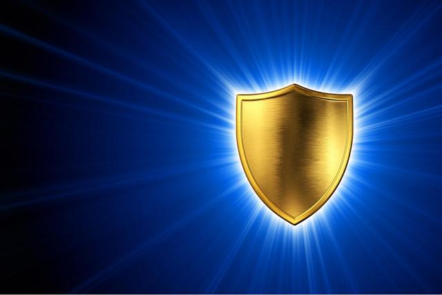 有两位武士不约而同地走入森林里,第一位武士在树下看到了金色的盾牌