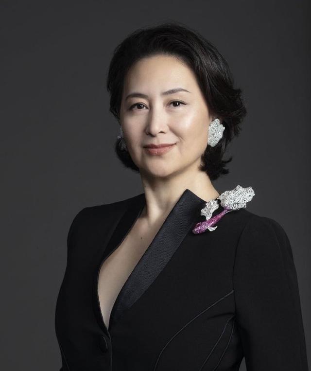 何超琼任世界华商联盟执行主席