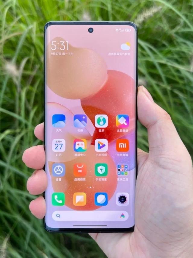 这才是大家期待的小屏旗舰！6.3寸屏 小米12mini或将于下个月发布