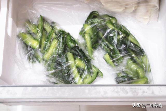 冬天黄瓜怎么保存时间长新鲜，黄瓜冷冻保存冬天吃
