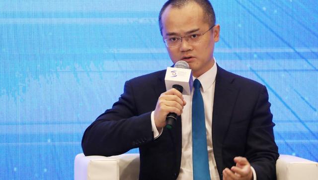 “装睡”的美团王兴，谁也叫不醒