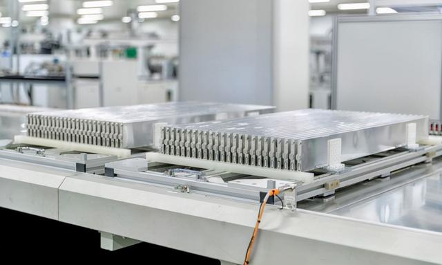 苹果公司曾被供应商骗了数亿美元，如今还想给两家中企挖坑