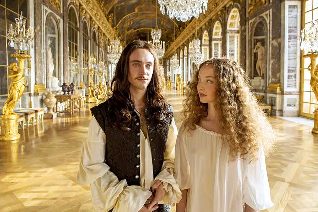 讲述了路易十四在1667年的风口浪尖时,作为法国波旁王朝的冷酷君主是