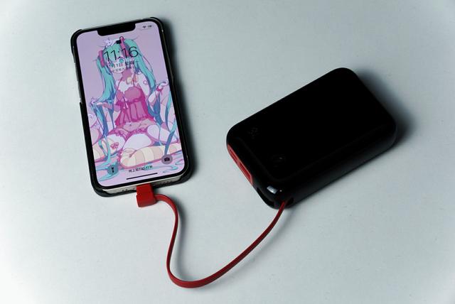 8P钉子户升级苹果Iphone13mini，真香，附好用配件推荐